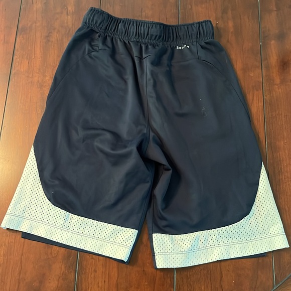 Nike Shorts - Picture 2 of 2
